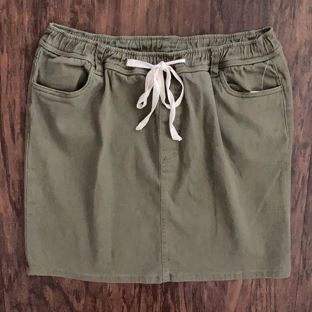 Vertiche Stretch Mini Skirt